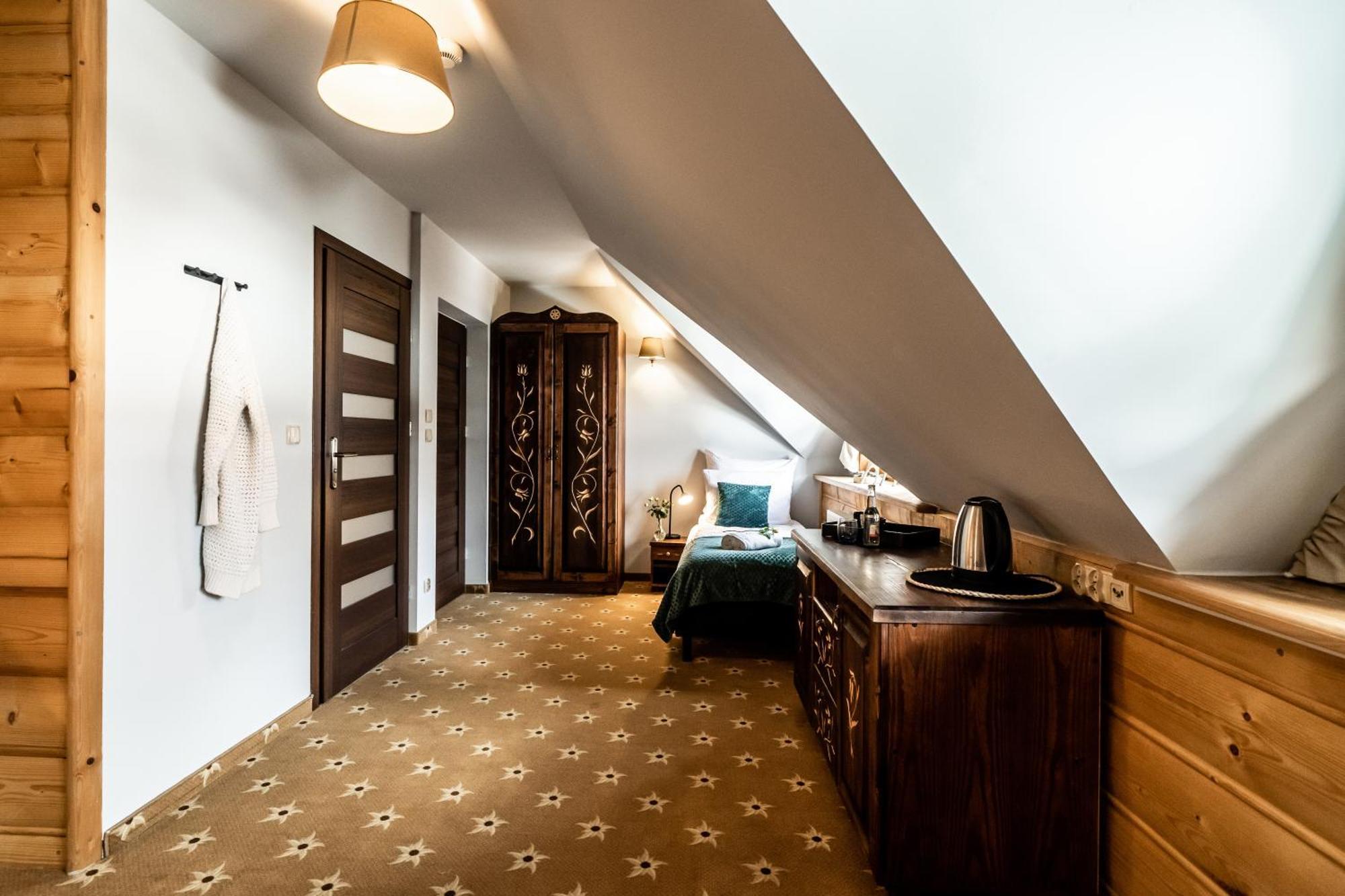 Zapotoczny Residence Zab Εξωτερικό φωτογραφία